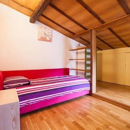 The Swallows' Lägenhet